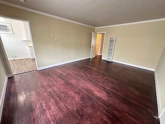 3rd image of 816 & 818 Ramona Ave #818