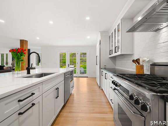 5th image of 23 Norton Road