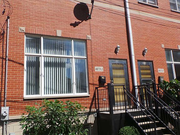 3rd image of 4873 N Winthrop Ave