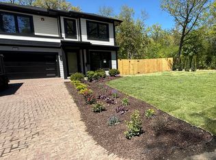 154 Oak St, Lake Zurich, IL 60047