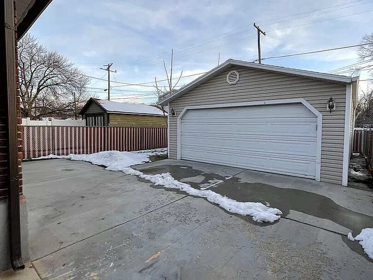 E Coatsville Ave — Photo 28