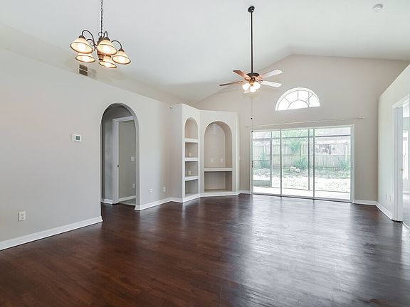 5th image of 2151 Black Hawk St