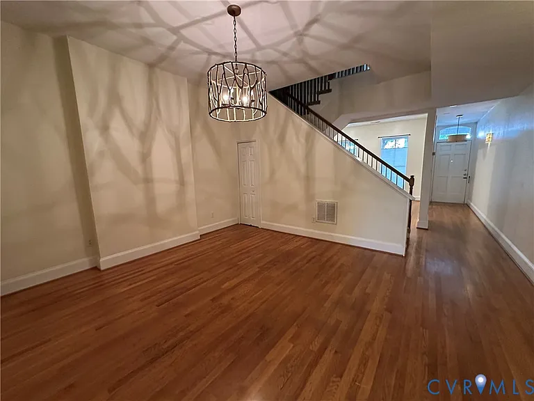 522 N 1st St — Photo 12