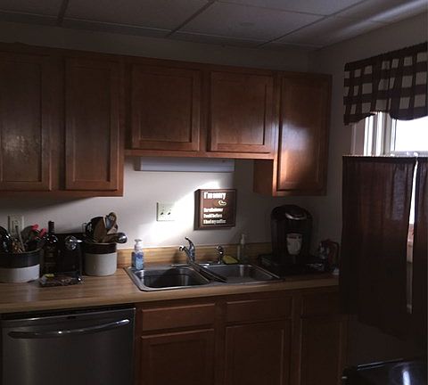 4th image of 281 Lafayette St