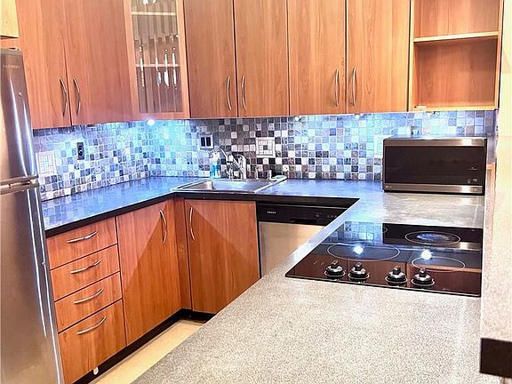 2nd image of 600 Three Islands Boulevard #1108