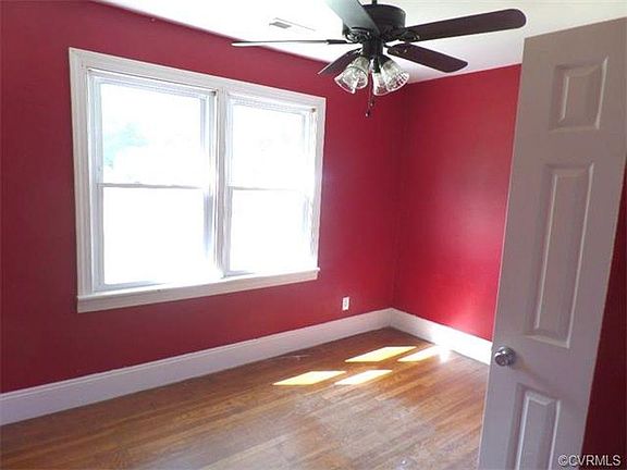 5th image of 225 Southwood Dr