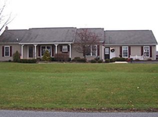 80 Racehorse Dr, Jonestown, PA 17038