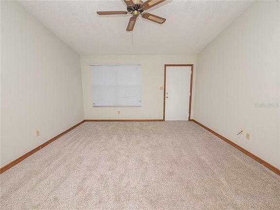 4th image of 202 Chillingham Ln