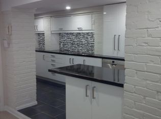 739 Avenue Rd, Toronto, ON M5P 2J9