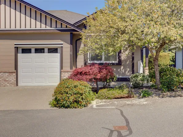 3110 Cook St #6, North Cowichan, BC V0R 1K2