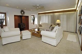 2nd image of 3957 Jennings Dr