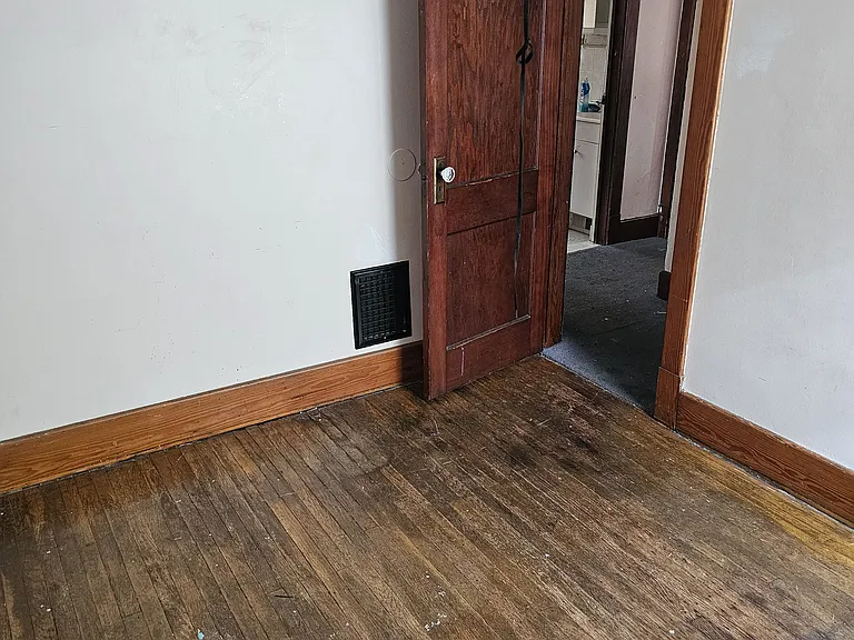 58 Wright Ave #1 — Photo 8