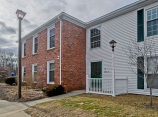 38 Yorktown Dr APT C, Springfield, MA 01108