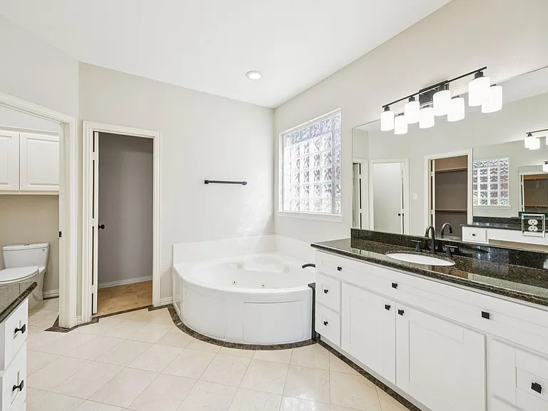 3002 Autumn Cove Ct — Photo 19