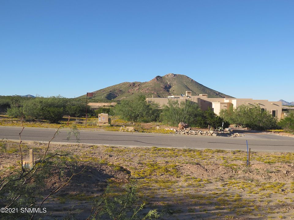 1st image of 7045 Calle Estancias