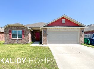 2928 Cider Mill Ln, Yukon, OK 73099