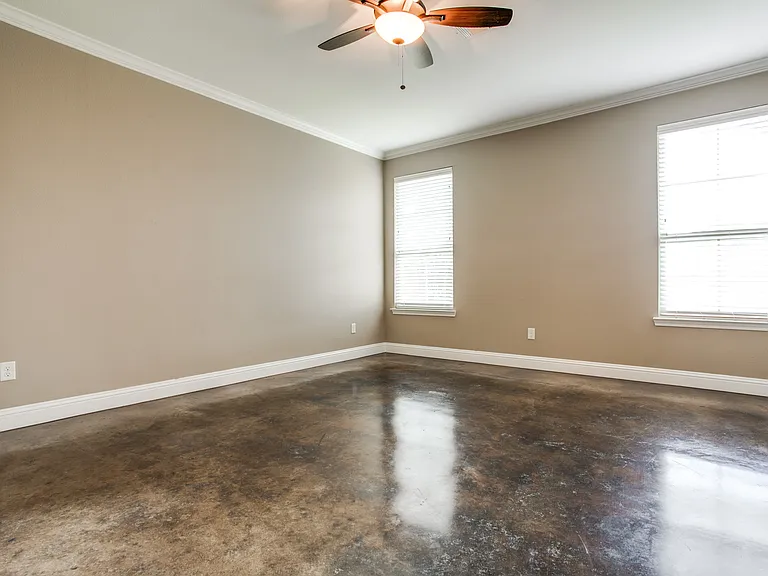 3141 Greene Ave — Photo 30
