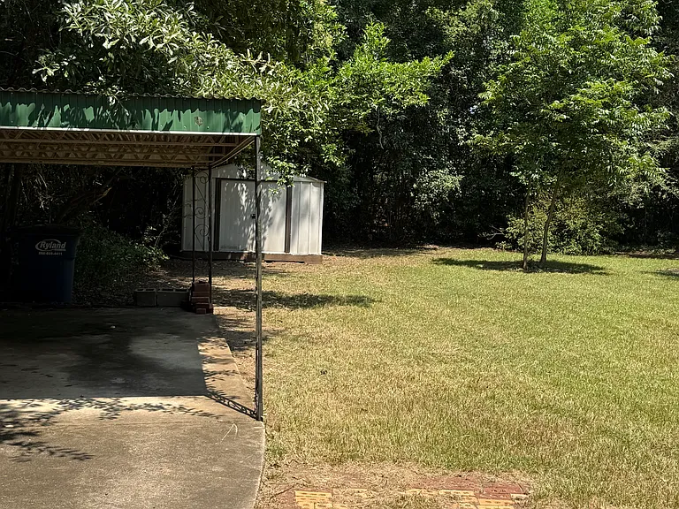 2573 Delano Dr — Photo 9