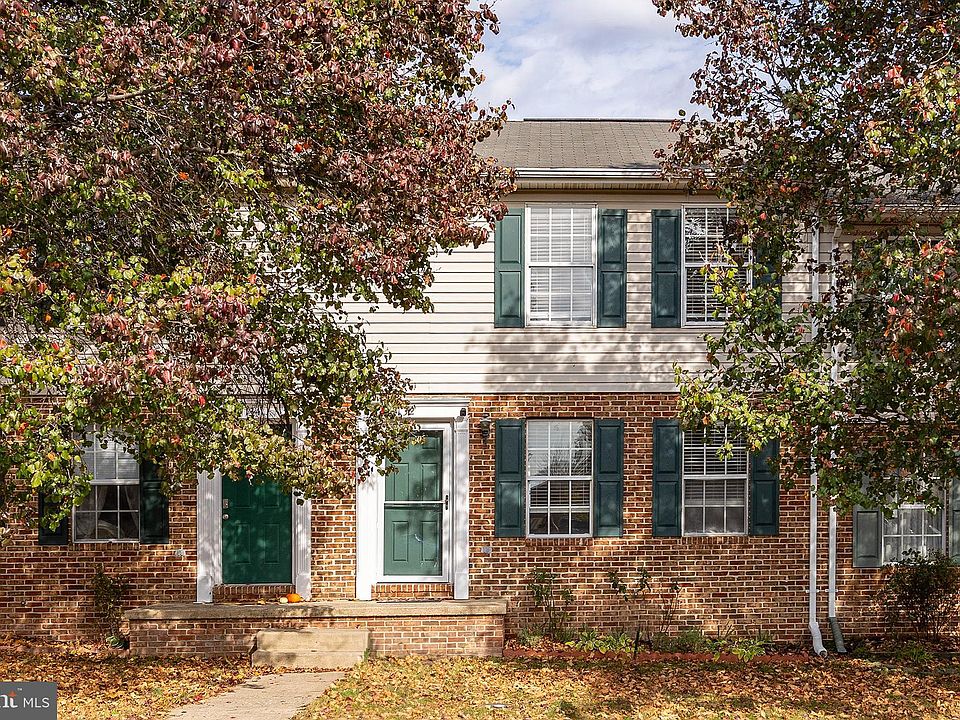 1st image of 132 Little River Dr