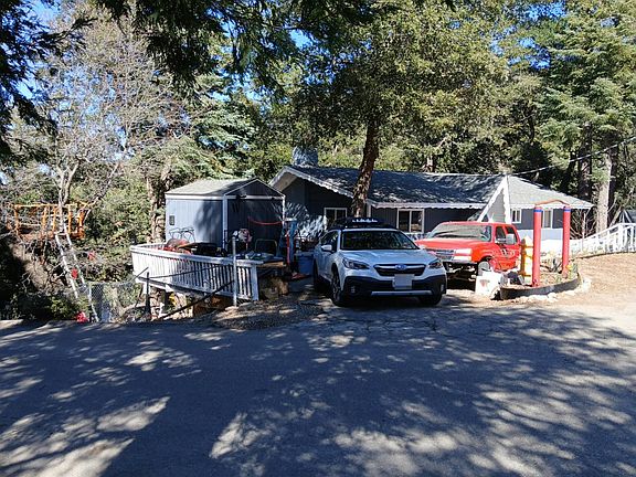3rd image of 960 Chillon Dr