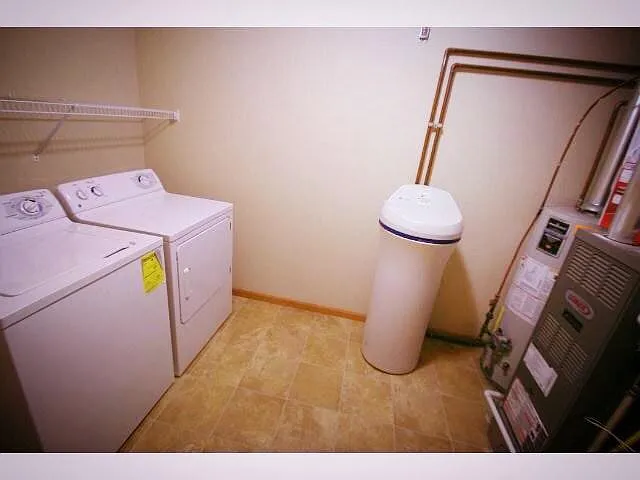 15652 Emerald Dr #10 — Photo 10