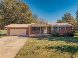 2577 Juanita Ave, Wadesville, IN 47638