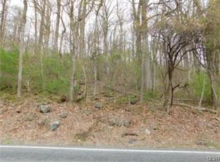 2571 Brunner Rd, Emmaus, PA 18049