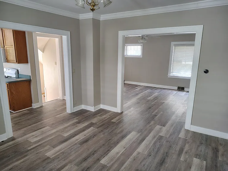 4342 Willys Pkwy — Photo 9