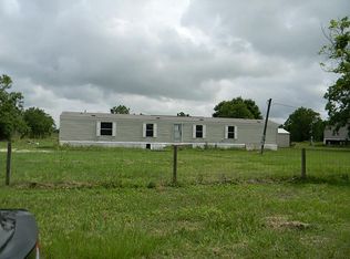 1527 Haynes Rd, Anahuac, TX 77514