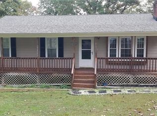 3201 Sylvania Ct, Chester, VA 23831