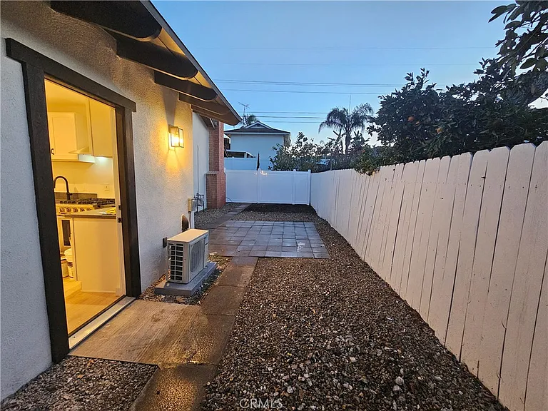 324 E Citron St #324 — Photo 6