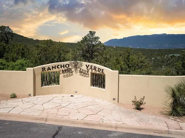13 Los Pecos Trl, Tijeras, NM 87059