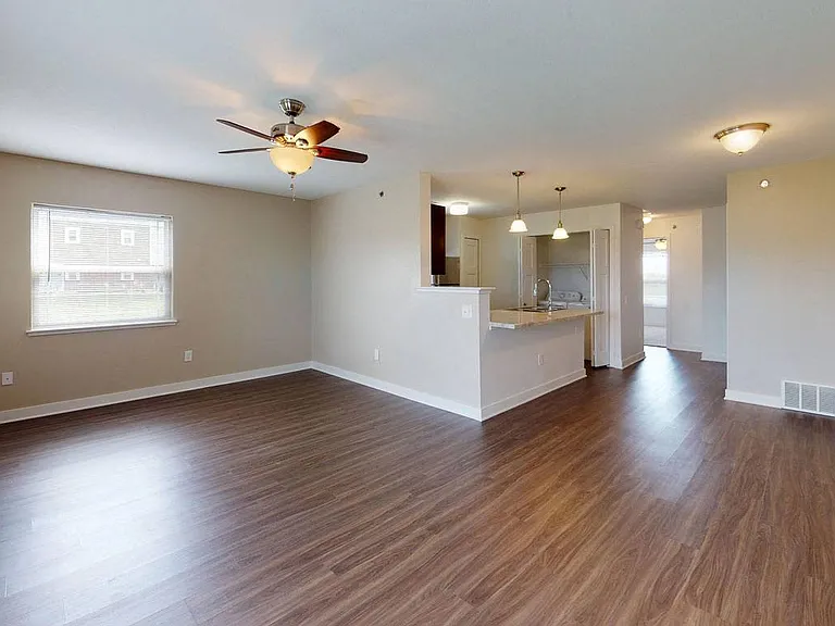 Copper Creek Apartment Homes — Photo 26