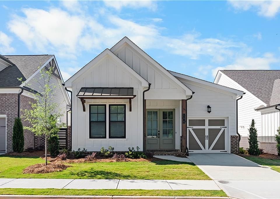 1st image of 677 Beechwood Way