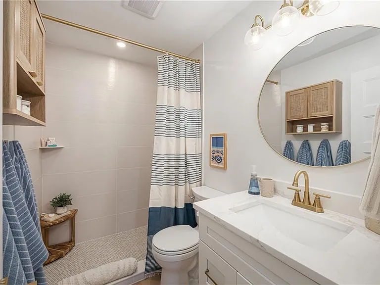 4525 Fluvia Ave — Photo 17