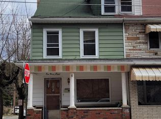 138 Water St, New Philadelphia, PA 17959