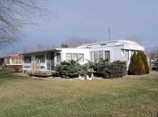 77 Ems B6a Ln, Leesburg, IN 46538
