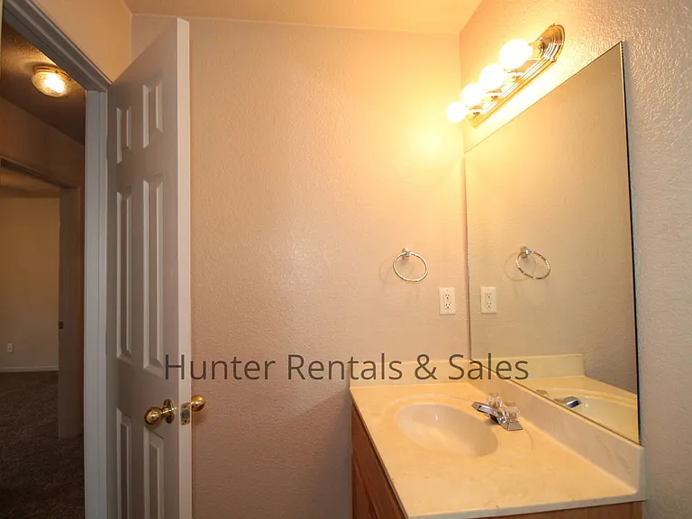 3507B Dustin Ct — Photo 24
