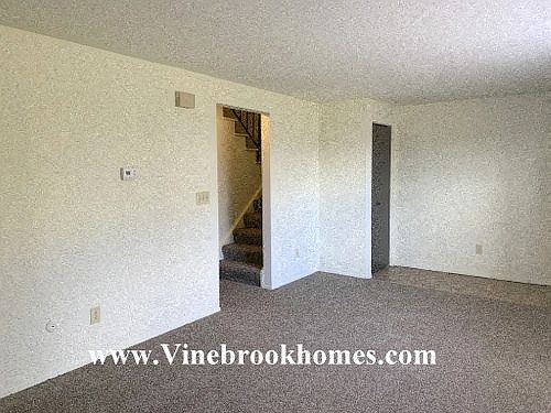 5th image of 8253 Mount Carmel St