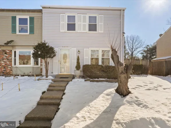 9022 Miles Pl, Manassas, VA 20110