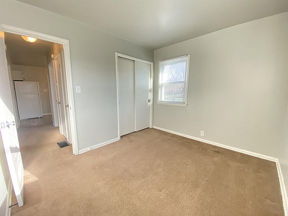 5th image of 141 Blair Ave