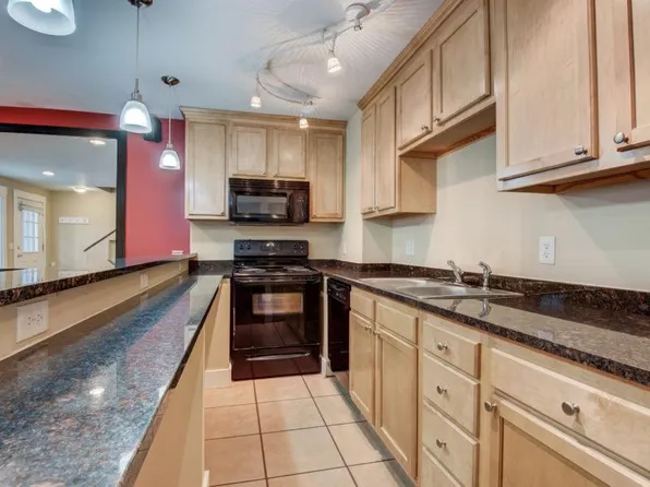 Le Boulder Buddha, 2995 Colorado Ave #71ab25d4c, Boulder, CO 80303