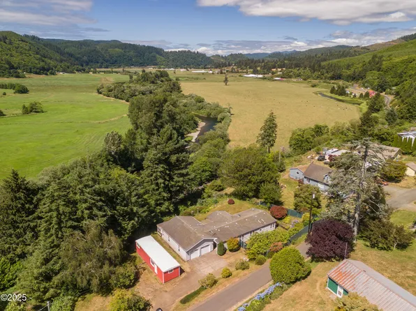 13970 Campground St, Cloverdale, OR 97112