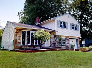 1 Surrey Rd, Voorhees, NJ 08043