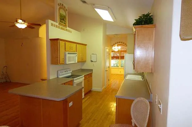 724 Ladner Dr — Photo 71