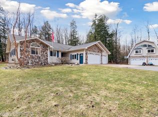 9755 Rogers Rd, Alanson, MI 49706