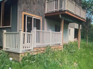 90 Pine Ln, Saugerties, NY 12477