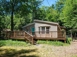 13121 N Knollwood Dr, Northport, MI 49670