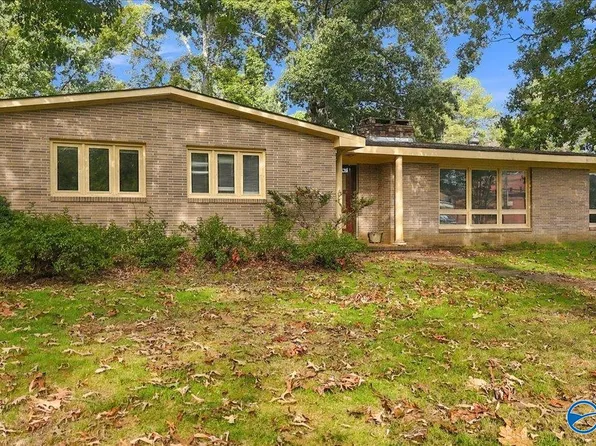 709 4th St NE, Arab, AL 35016