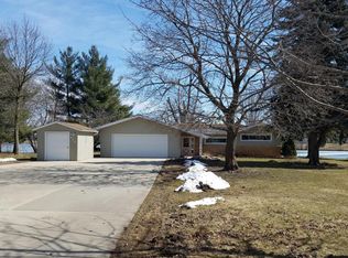 402 13th St NE, Austin, MN 55912